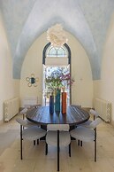 Amani Luxury 4BR Villa & Pool in Batroun