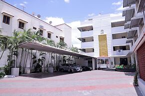 Shrees Hotel