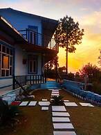 Hotel Kaafal Cottage Ranikhet