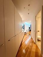 Condo Studio Plaza