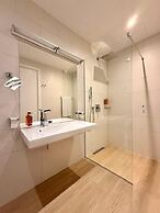Condo Studio Plaza