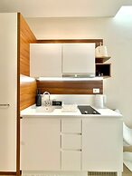 Condo Studio Plaza