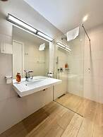 Condo Studio Plaza