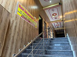 Hotel in Naimisharanya