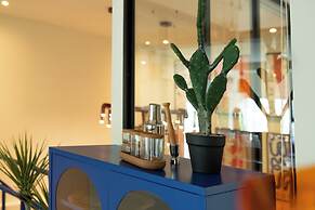 5loft Anti-Hotel, Silom, Bangkok