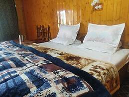 Hotel Roseland Cottage Gulmarg