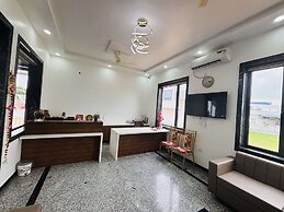 Paras Resort
