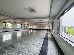 Paras Resort