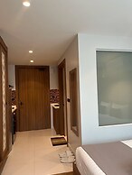 Shine Thonglor
