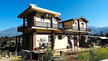 Vanhills-Luxury Home Stay in Jim Corbett