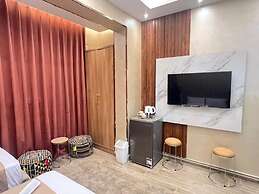 cairo crystal hotel