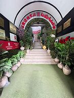 cairo crystal hotel
