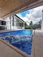 Central Vip Villa