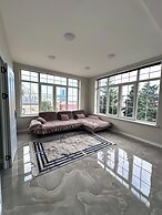 Central Vip Villa