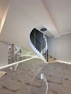 Central Vip Villa