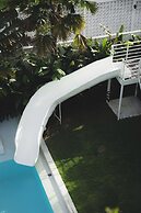 Villa Luja by GORO