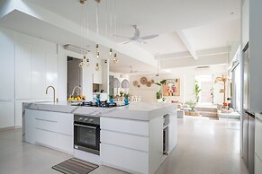 Villa Luja by GORO