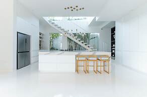 Villa Luja by GORO