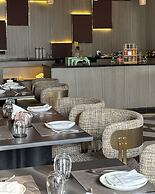 Omaya Suites