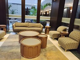 Omaya Suites