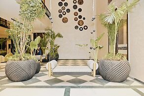 Omaya Suites