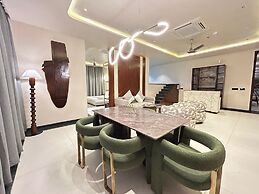 Omaya Suites