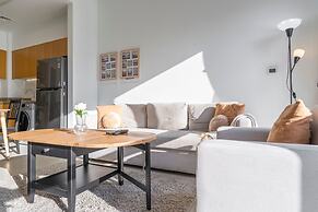 Peaceful 1-bedroom Apartment for 4 in Downtown