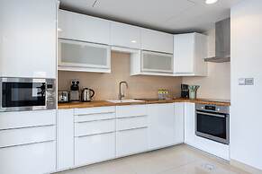 Luxurious Spacious 3-bedroom Villa With Private Pool at Springs 10
