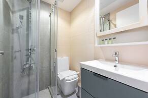 Luxurious Spacious 3-bedroom Villa With Private Pool at Springs 10