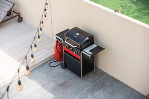 Luxurious Spacious 3-bedroom Villa With Private Pool at Springs 10