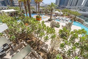 Cozy Studio Perfect for 4 at Damac Maison Prive