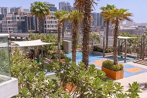Cozy Studio Perfect for 4 at Damac Maison Prive