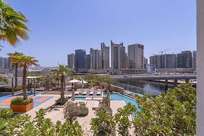 Cozy Studio Perfect for 4 at Damac Maison Prive