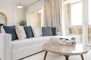 Charming and Cozy 2BR Stay in Dubai Marina