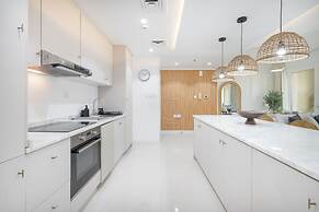 Charming and Cozy 2BR Stay in Dubai Marina