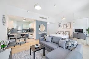 Prime Studio Stay in Barsha Heights