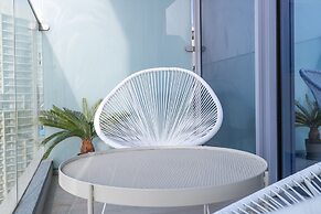 Perfect Studio That Sleeps 2 in JVC