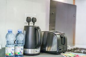 Perfect Studio That Sleeps 2 in JVC