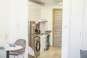 Perfect Studio That Sleeps 2 in JVC