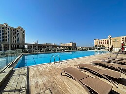 Tranquil Studio With Unmatched Ocean Views in Palm