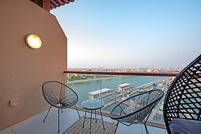Tranquil Studio With Unmatched Ocean Views in Palm