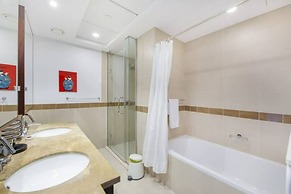 Upscale 2BR With Breathtaking Burj Views