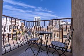 Your Dream Stay in JVC - Stylish Studio for 4