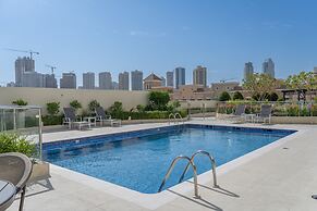 Your Dream Stay in JVC - Stylish Studio for 4