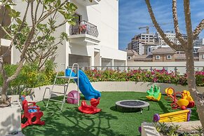 Your Dream Stay in JVC - Stylish Studio for 4