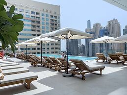 Spacious Cozy 2-bedroom Apartment in Dubai Marina