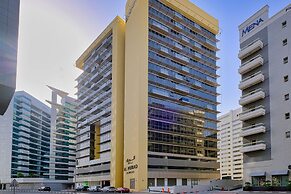 Spacious 1BR Haven for 2 in Al Barsha