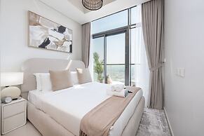 Modern Luxe 2BR in Business Bay