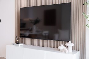 Ravishing 1 Bedroom in Binghatti Amber