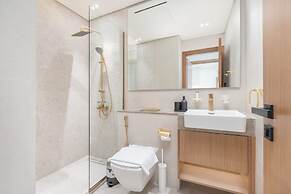 Ravishing 1 Bedroom in Binghatti Amber